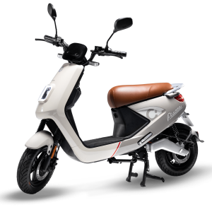Cecotec Piazza (Beige) Con una potencia máxima de 1440W, y con opción de una o dos baterías (55-110 Km de autonomía).Disponible en dos colores, combina estilo y ligereza.L1eB (Equivalente a 49cc)