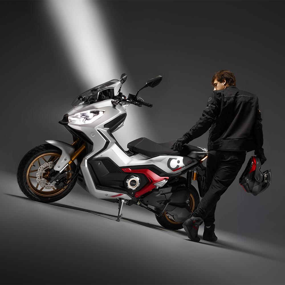 Cecotec Vulcano (Blanco niebla/Rojo) Con una potencia máxima de 17000W y hasta 151Km de autonomía.Disponible en dos colores, combina: Estilo, potencia y tecnología.L3eB (Equivalente a 125cc) - Imagen 3