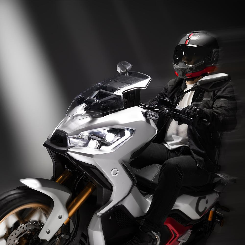 Cecotec Vulcano (Blanco niebla/Rojo) Con una potencia máxima de 17000W y hasta 151Km de autonomía.Disponible en dos colores, combina: Estilo, potencia y tecnología.L3eB (Equivalente a 125cc) - Imagen 4